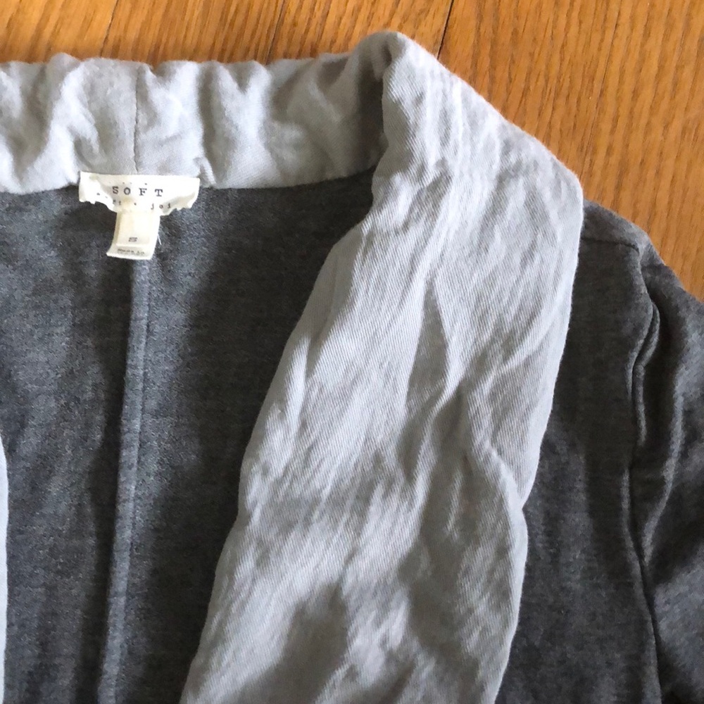 Soft Joie Neville jersey knit blazer. ⭐️